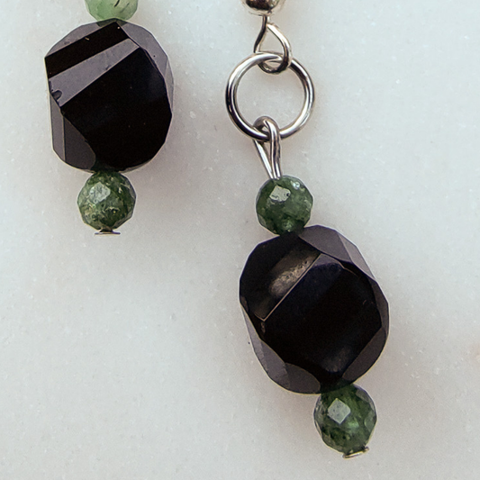 Isis · Emerald & Onyx Earrings